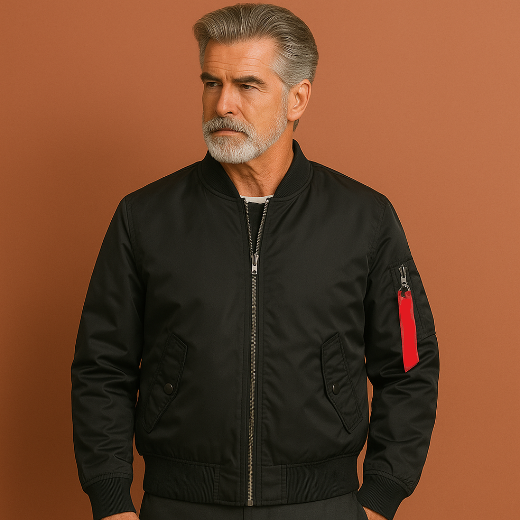 Men’s outdoor jacket in black with modern fit, breathable and lightweight for casual and outdoor wear.