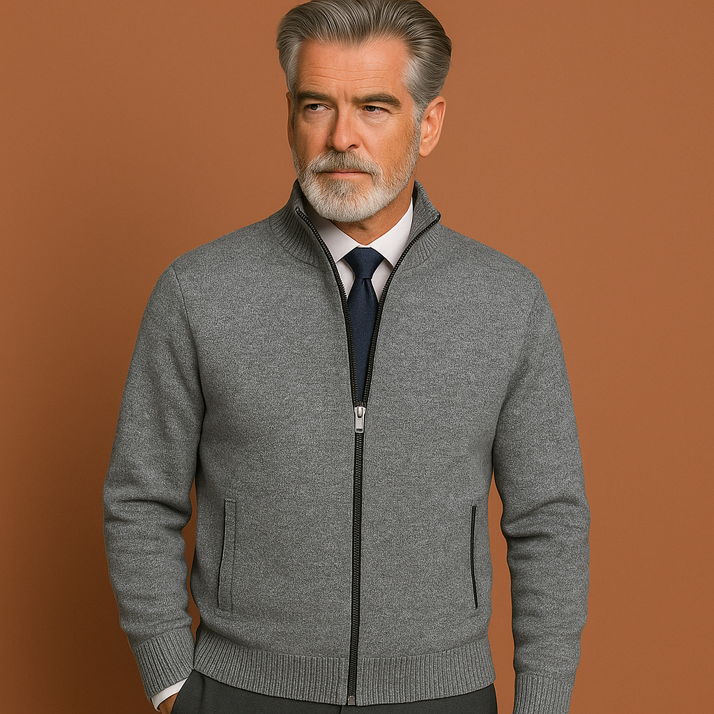 Men’s zipped jacket in gray with high collar and front pockets, stylish and comfortable for spring and fall outfits.