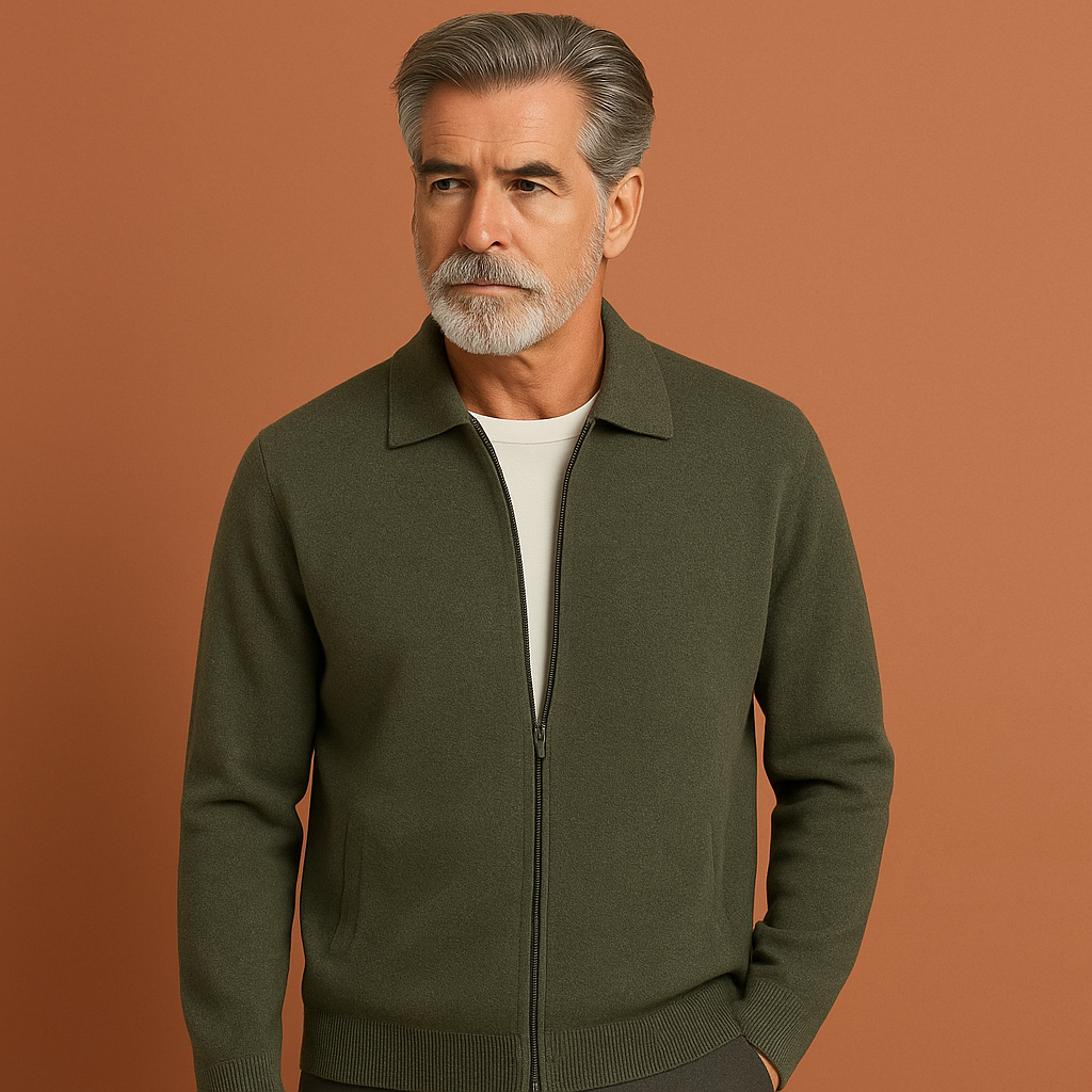 Men’s zip-up cardigan in green with regular fit, modern design and comfortable feel for casual and semi-formal outfits.