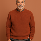 Men’s sweater in khaki with a timeless design, soft and breathable for casual and stylish outfits.