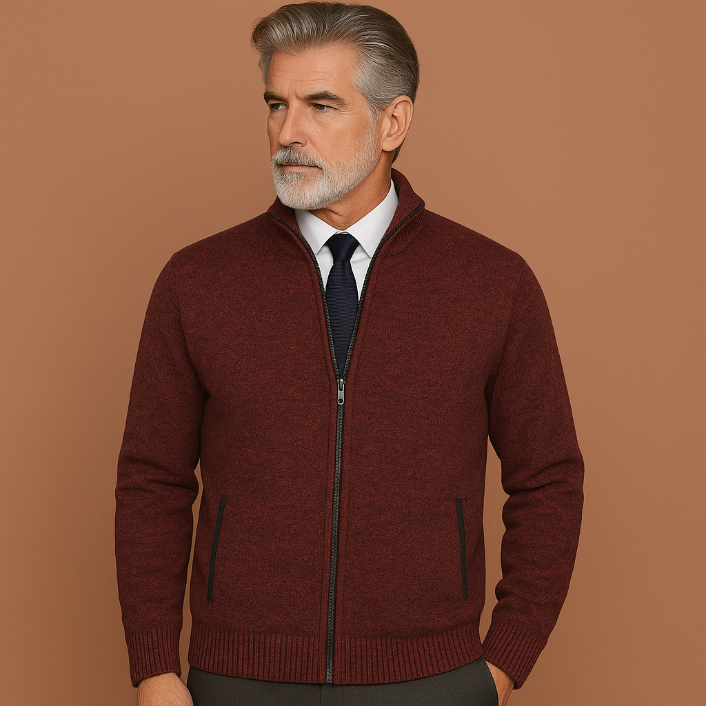 Men’s zipped jacket in red with high collar and front pockets, stylish and comfortable for spring and fall outfits.